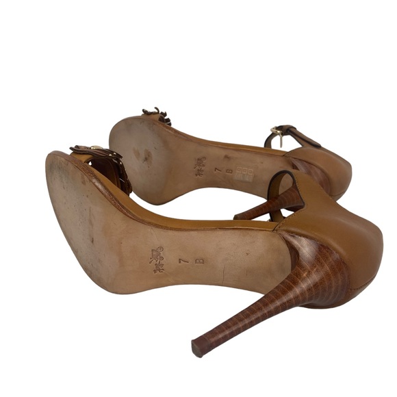 Coach Feather Leather Heels Women's Size 7B Gold hardware - Picture 14 of 16